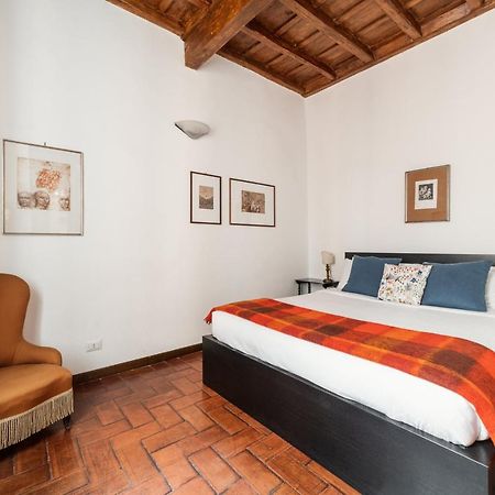 Domus Quiritum Charming, Appartamento D'Epoca A Campo De' Fiori Roma Ngoại thất bức ảnh
