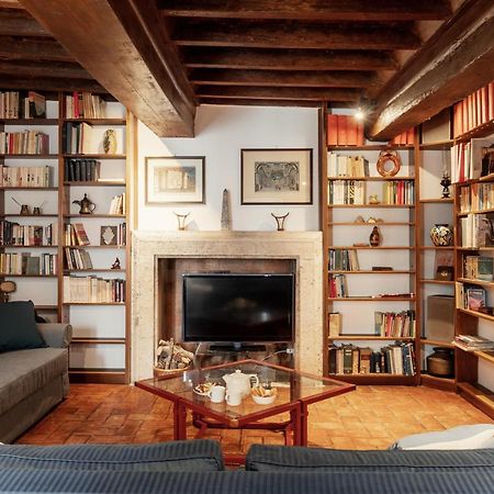 Domus Quiritum Charming, Appartamento D'Epoca A Campo De' Fiori Roma Ngoại thất bức ảnh