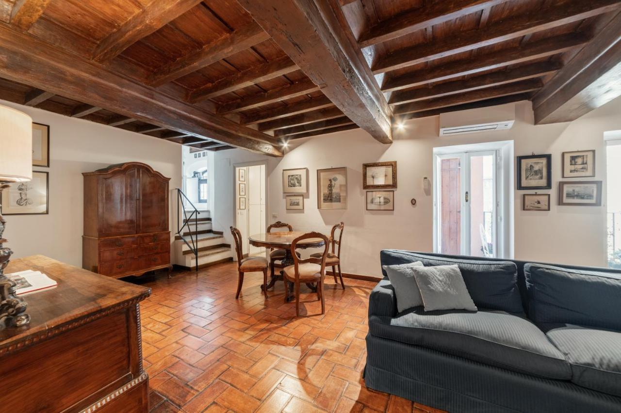 Domus Quiritum Charming, Appartamento D'Epoca A Campo De' Fiori Roma Ngoại thất bức ảnh