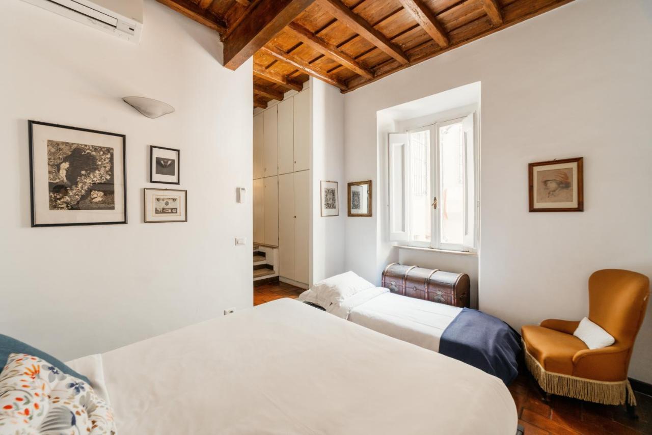 Domus Quiritum Charming, Appartamento D'Epoca A Campo De' Fiori Roma Ngoại thất bức ảnh