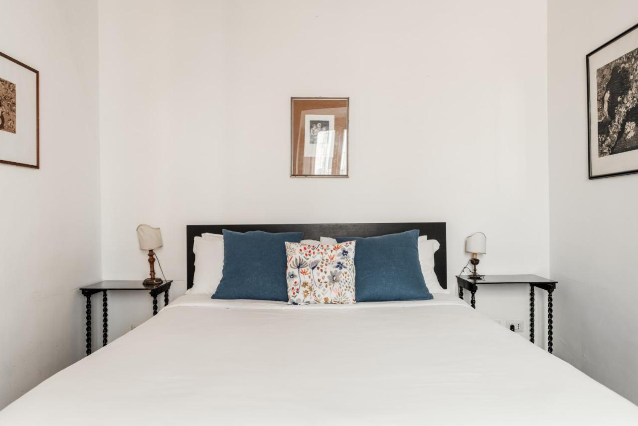Domus Quiritum Charming, Appartamento D'Epoca A Campo De' Fiori Roma Ngoại thất bức ảnh