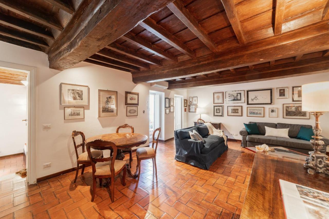 Domus Quiritum Charming, Appartamento D'Epoca A Campo De' Fiori Roma Ngoại thất bức ảnh