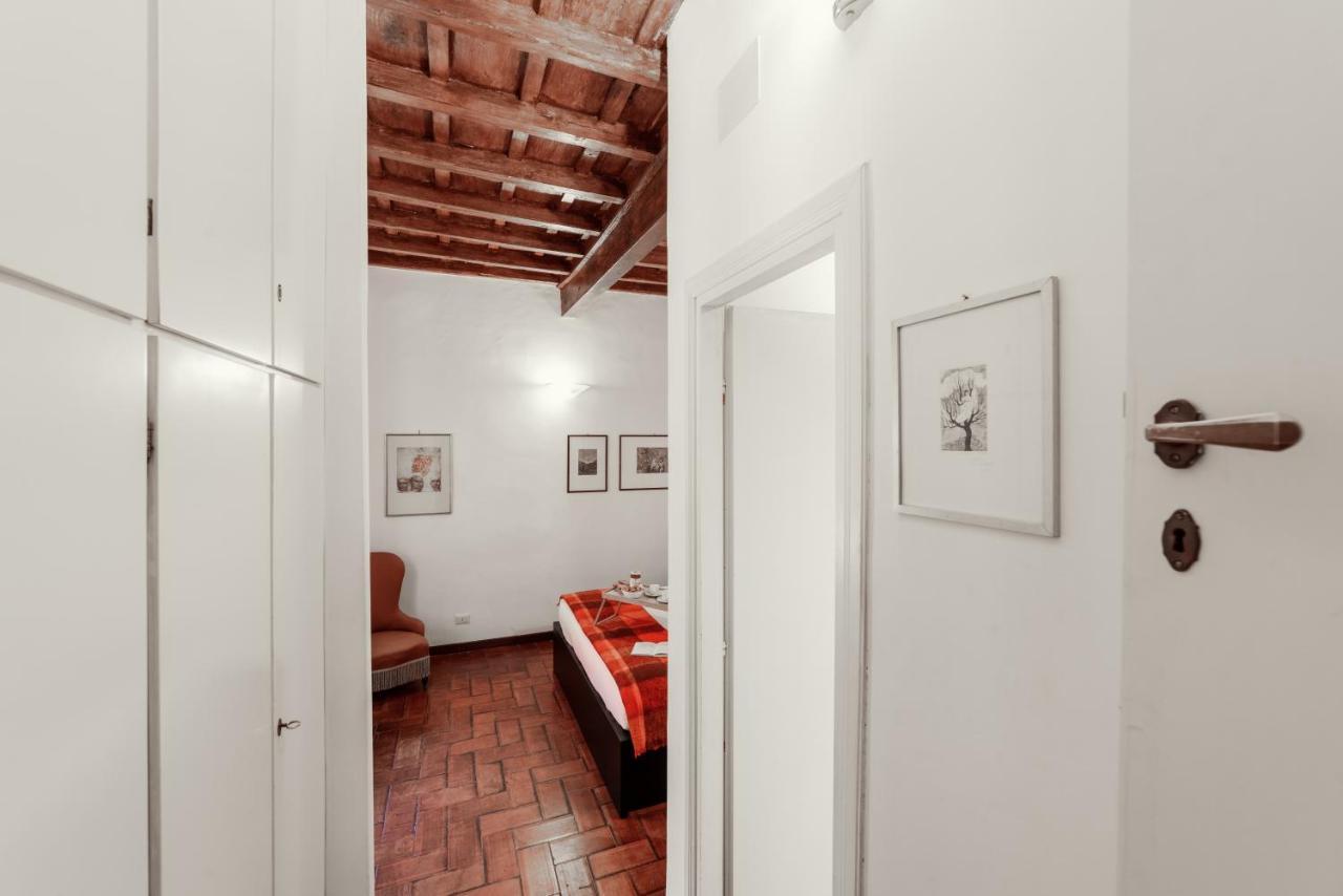 Domus Quiritum Charming, Appartamento D'Epoca A Campo De' Fiori Roma Ngoại thất bức ảnh