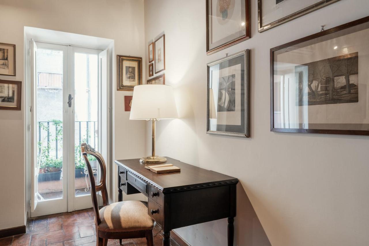 Domus Quiritum Charming, Appartamento D'Epoca A Campo De' Fiori Roma Ngoại thất bức ảnh