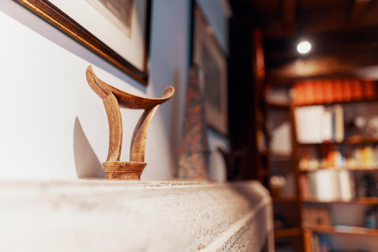 Domus Quiritum Charming, Appartamento D'Epoca A Campo De' Fiori Roma Ngoại thất bức ảnh