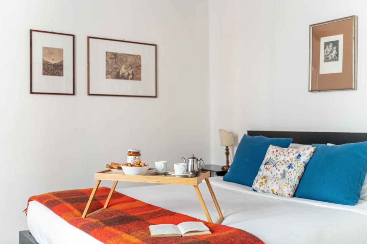 Domus Quiritum Charming, Appartamento D'Epoca A Campo De' Fiori Roma Ngoại thất bức ảnh