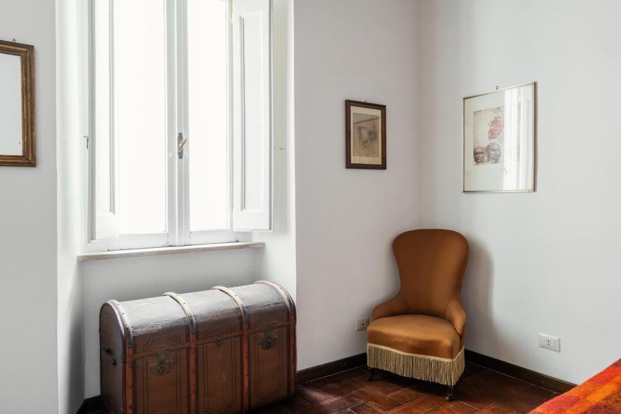 Domus Quiritum Charming, Appartamento D'Epoca A Campo De' Fiori Roma Ngoại thất bức ảnh
