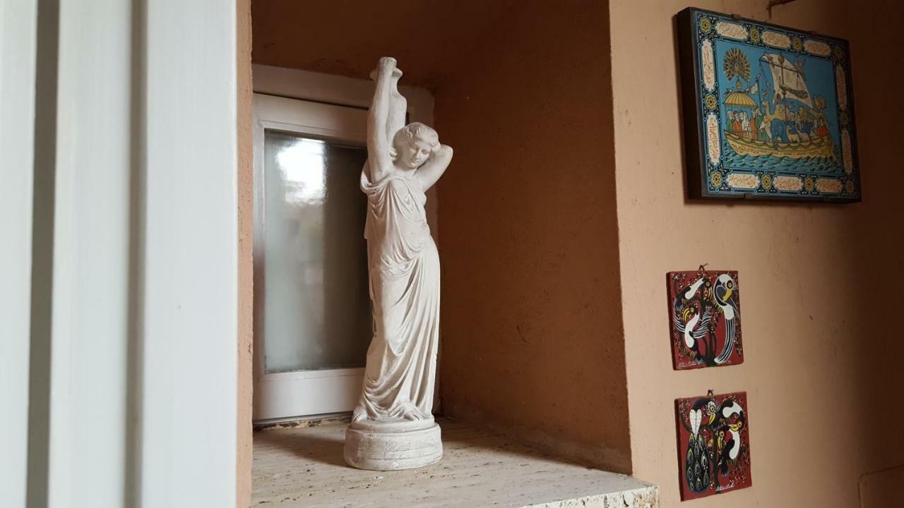 Domus Quiritum Charming, Appartamento D'Epoca A Campo De' Fiori Roma Ngoại thất bức ảnh
